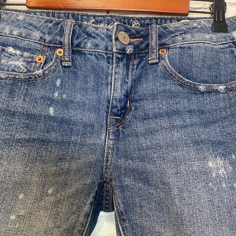 American Eagle Outfitters Cut-Off Distressed Blue Jean Shorts Size 0 - Picture 5 of 13